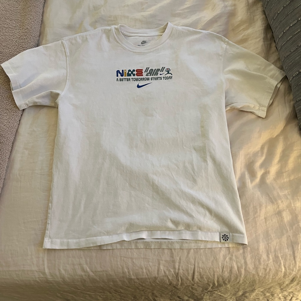 Nike Air A Better Tomorrow Loose Fit Tee Nike Air A Better Tomorrow Loose Fit Tee